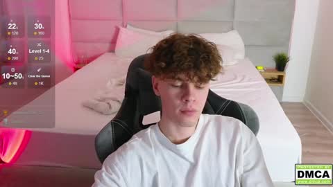 Snapshot of cute_thomas chatting on 02.05.25 Thomas - online show from 02.05.25