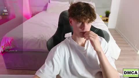 Snapshot of cute_thomas chatting on 02.12.25 Thomas - online show from 02.12.25