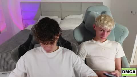 Snapshot of cute_thomas chatting on 03.12.25 Thomas - online show from 03.12.25