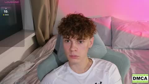 Snapshot of cute_thomas chatting on 10.14.25 Thomas - online show from 10.14.25