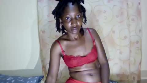 Snapshot of cute_xeniah chatting on 09.11.25 cute_xeniah online show from 09.11.25