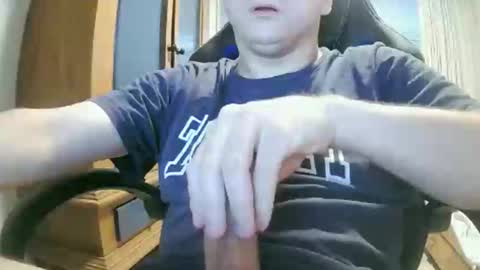 Snapshot of cuteboy090 chatting on 09.11.25 Cuteboy090 online show from 09.11.25