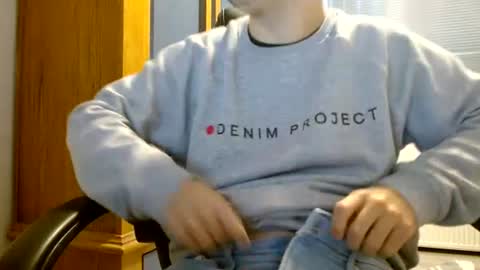 Cuteboy090 online show from 06.12.26