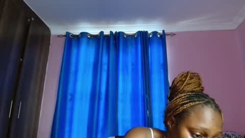 Snapshot of cutebuu chatting on 11.20.25 cutebuu online show from 11.20.25