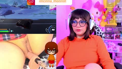 Snapshot of cutecinamonroll chatting on 01.12.25 Cinna independent model online show from 01.12.25