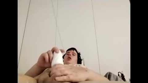 Snapshot of cutedude92 chatting on 12.16.25 CuteguyBWC92 online show from 12.16.25