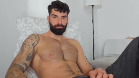 cuteeboy online show from 02.10.25