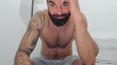 cuteeboy online show from 02.19.25