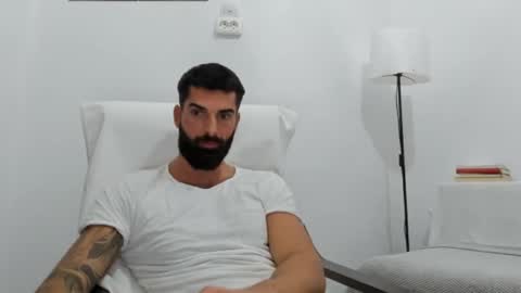 cuteeboy online show from 10.14.25