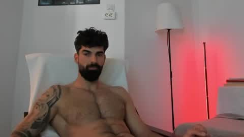 Snapshot of cuteeboy chatting on 06.11.26 cuteeboy online show from 06.11.26