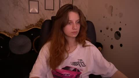 Snapshot of cuteefoxy chatting on 05.27.26 Foxy online show from 05.27.26