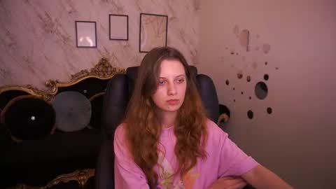 Snapshot of cuteefoxy chatting on 06.13.26 Foxy online show from 06.13.26
