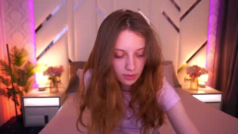 Snapshot of cuteefoxy chatting on 06.24.26 Foxy online show from 06.24.26