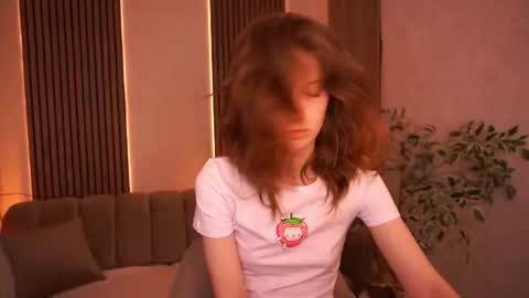 Snapshot of cuteefoxy chatting on 07.31.26 Foxy online show from 07.31.26