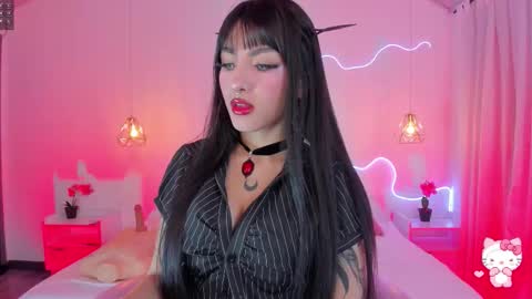 Snapshot of cuteezoe chatting on 10.18.25 Zoe  online show from 10.18.25