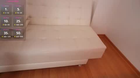 Snapshot of cutefacebigass chatting on 12.03.24 Mia online show from 12.03.24