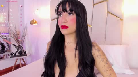 Snapshot of cutegirl__nini chatting on 12.21.24 andre online show from 12.21.24