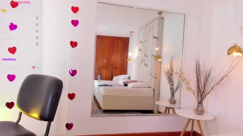 Snapshot of cutegirl__nini chatting on 02.25.25 andre online show from 02.25.25