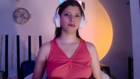 Snapshot of cutehaome chatting on 11.29.25 haome online show from 11.29.25