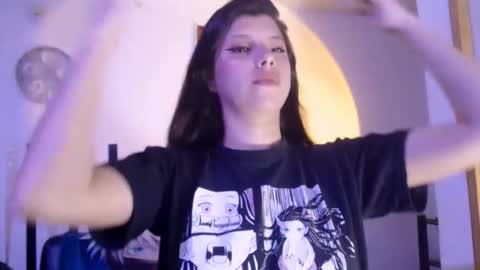 Snapshot of cutehaome chatting on 12.02.25 haome online show from 12.02.25