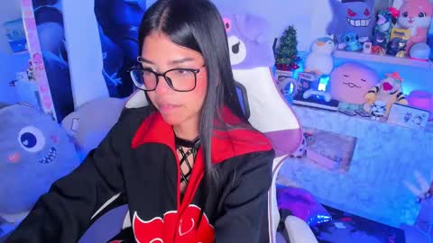 Snapshot of cutestephuwu chatting on 03.11.25  - independent model online show from 03.11.25