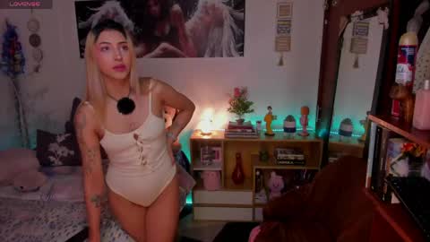cuteweed420 online show from 04.17.26
