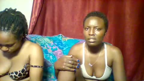 Snapshot of cutey_lunar chatting on 01.23.25 cutey_lunar online show from 01.23.25