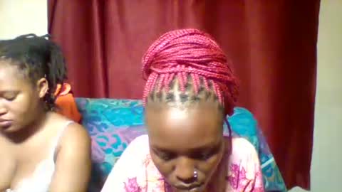 Snapshot of cutey_lunar chatting on 01.31.25 cutey_lunar online show from 01.31.25