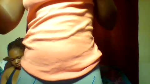 Snapshot of cutey_lunar chatting on 02.01.25 cutey_lunar online show from 02.01.25