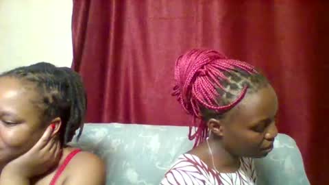 Snapshot of cutey_lunar chatting on 02.17.25 cutey_lunar online show from 02.17.25