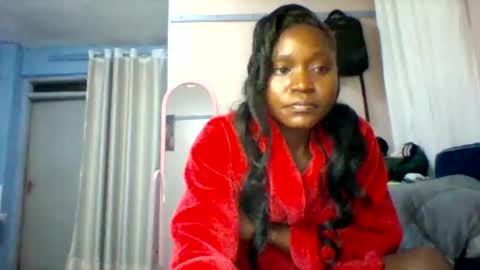 cutezola online show from 12.19.25