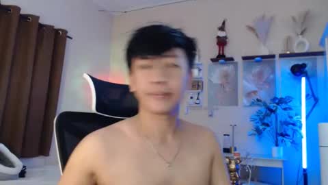 Neil Taylor online show from 01.06.26