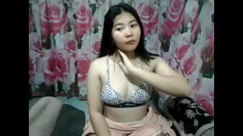 Snapshot of cutie_ethel chatting on 05.02.26 cutie_ethel online show from 05.02.26