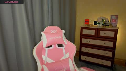 mili online show from 04.24.26