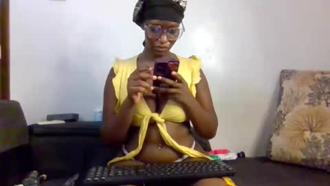 CUTIE online show from 03.24.26
