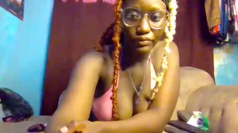 CUTIE online show from 04.06.26