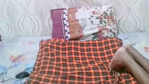 cutie_sally online show from 10.31.25