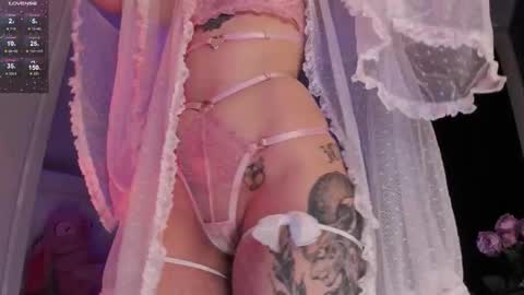 Snapshot of cutie_sensei chatting on 12.16.25 Kira online show from 12.16.25