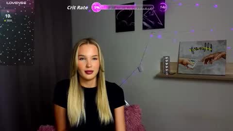 Snapshot of cutiefull_lion chatting on 09.16.25 cutiefull_lion online show from 09.16.25