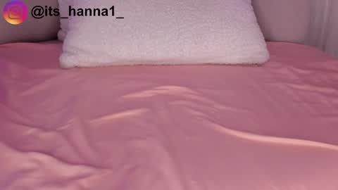 Snapshot of cutte_hanna18 chatting on 05.26.26 Hannah online show from 05.26.26