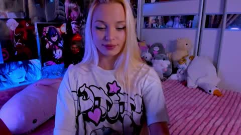 Nora online show from 11.09.25