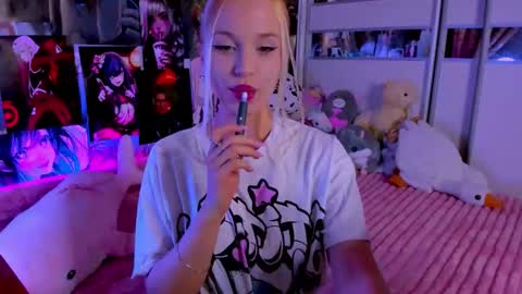 Nora online show from 12.19.25