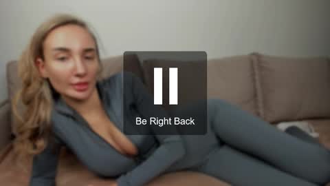 CuttieChloe online show from 10.28.25
