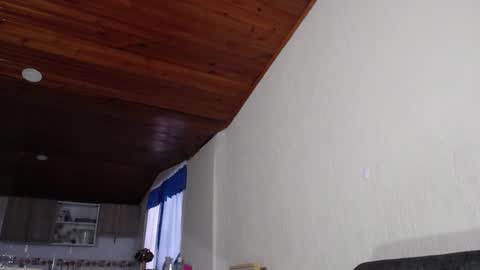 Snapshot of cuty_sexy_hotxx chatting on 10.28.25 LIZETH online show from 10.28.25