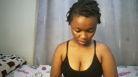 Snapshot of cutypookie chatting on 10.15.25 cutypookie online show from 10.15.25