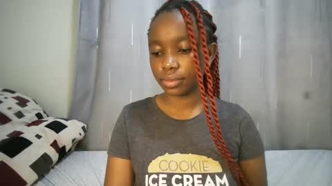 Snapshot of cutypookie chatting on 10.29.25 cutypookie online show from 10.29.25