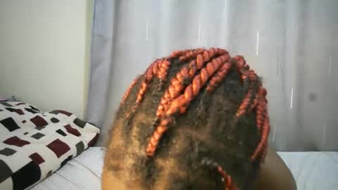 Snapshot of cutypookie chatting on 10.30.25 cutypookie online show from 10.30.25