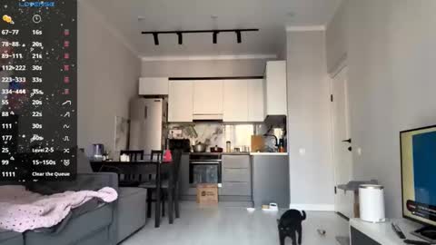 Akemi online show from 09.18.25