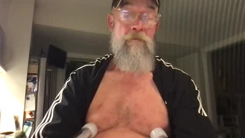 Snapshot of cxcdn chatting on 11.13.25 cxcdn online show from 11.13.25