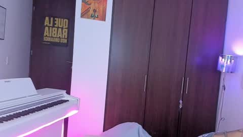 Cyan online show from 02.23.25